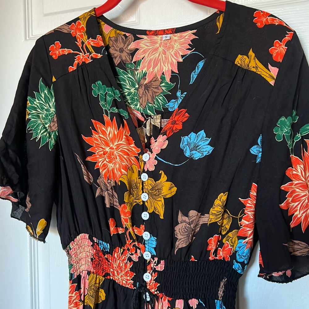 Multicolor floral flowy dress. Boho